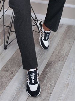 Мужские кроссовки модные, легкие и практичные - фото 109633