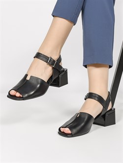 Босоножки на выход и на каждый день - фото 129832