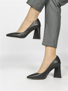 Туфли модельные на выход и на работу