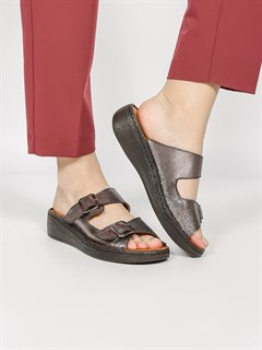 Сабо кожаные / Шлепки тренд