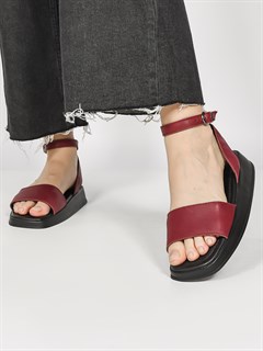 Босоножки на выход и на каждый день