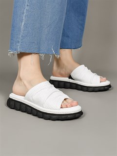 Сабо кожаные / Шлепки тренд