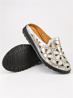 Сабо кожаные / Шлепки тренд